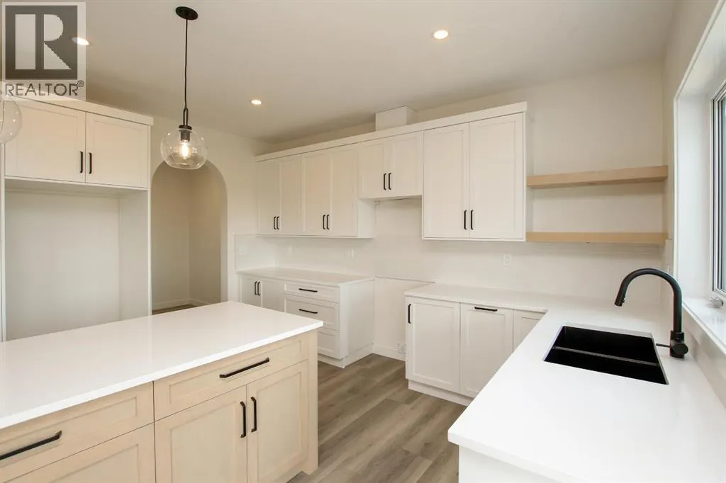 25, 431003 Range Road 260