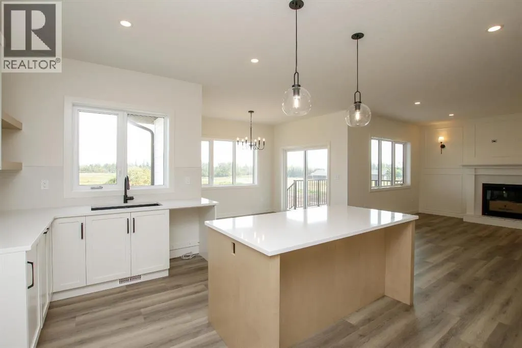 25, 431003 Range Road 260
