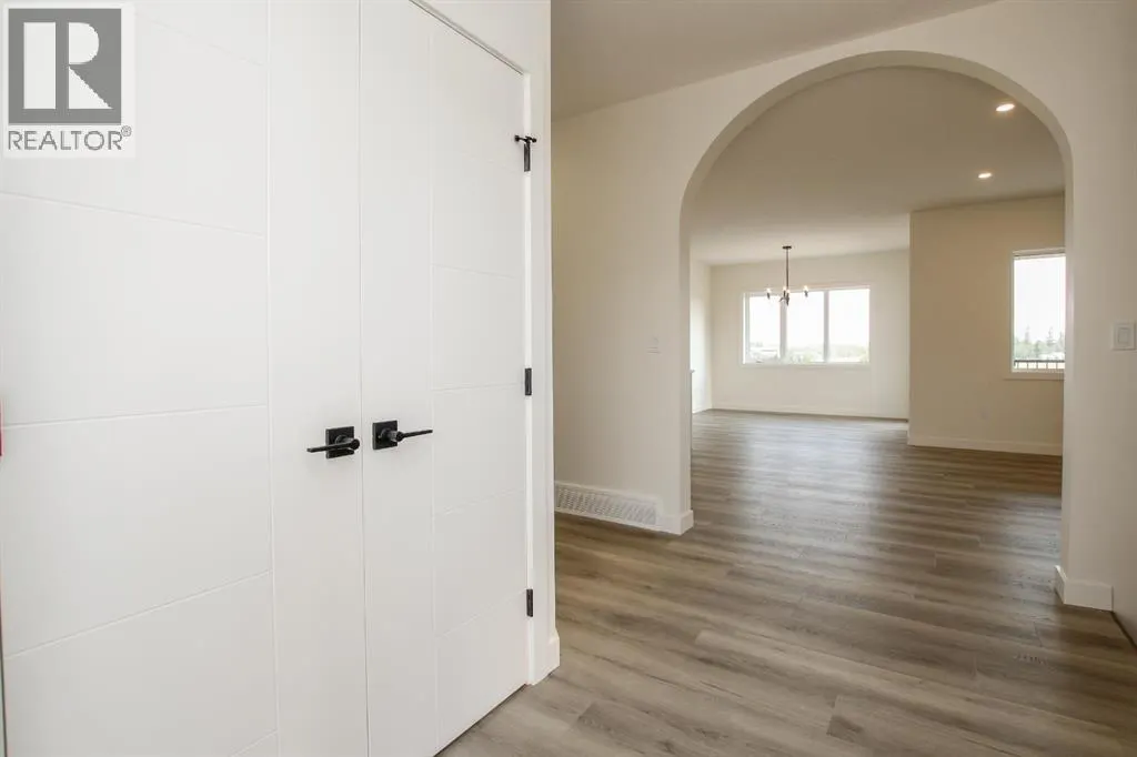 25, 431003 Range Road 260