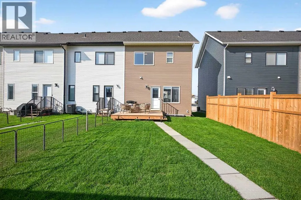 121 Ellen Close