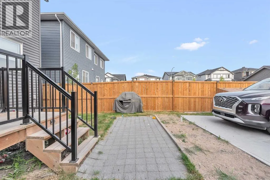 117 Ambleton Drive NW
