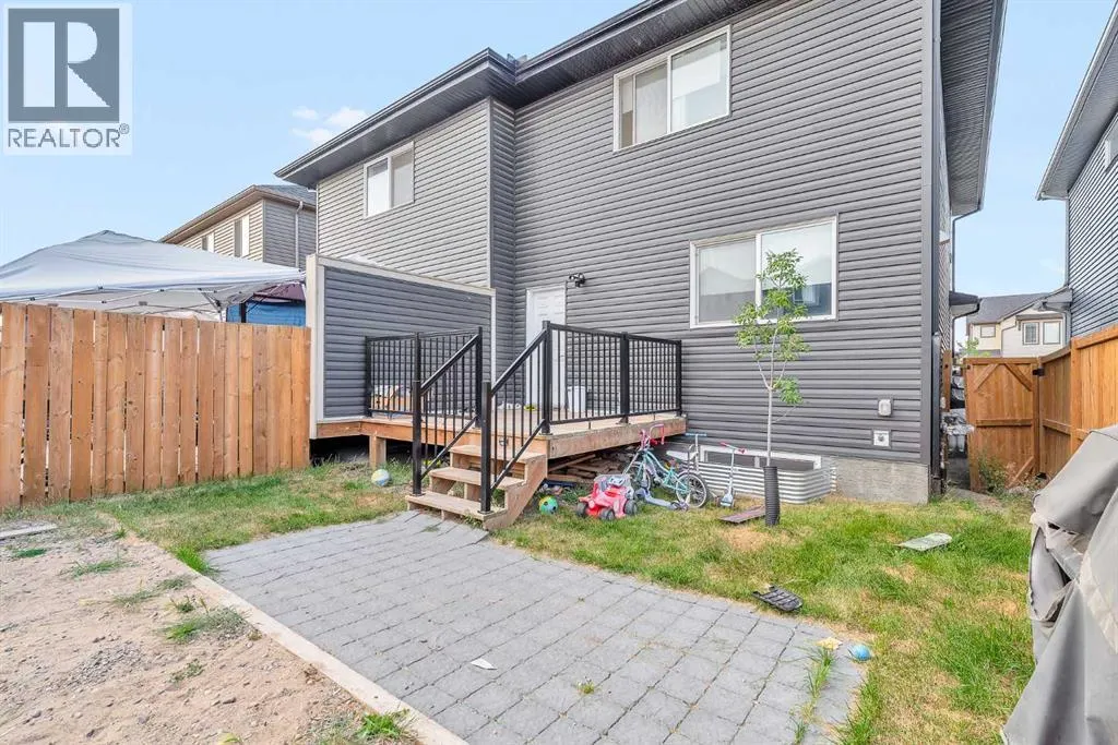 117 Ambleton Drive NW