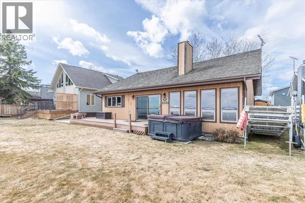 35 Lakeshore Drive