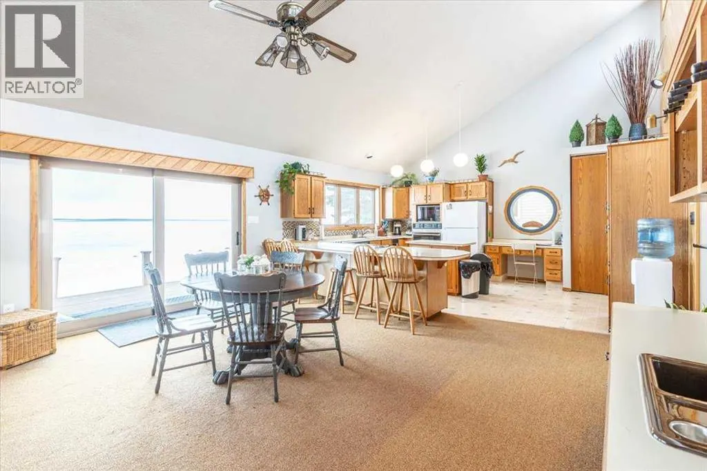 35 Lakeshore Drive