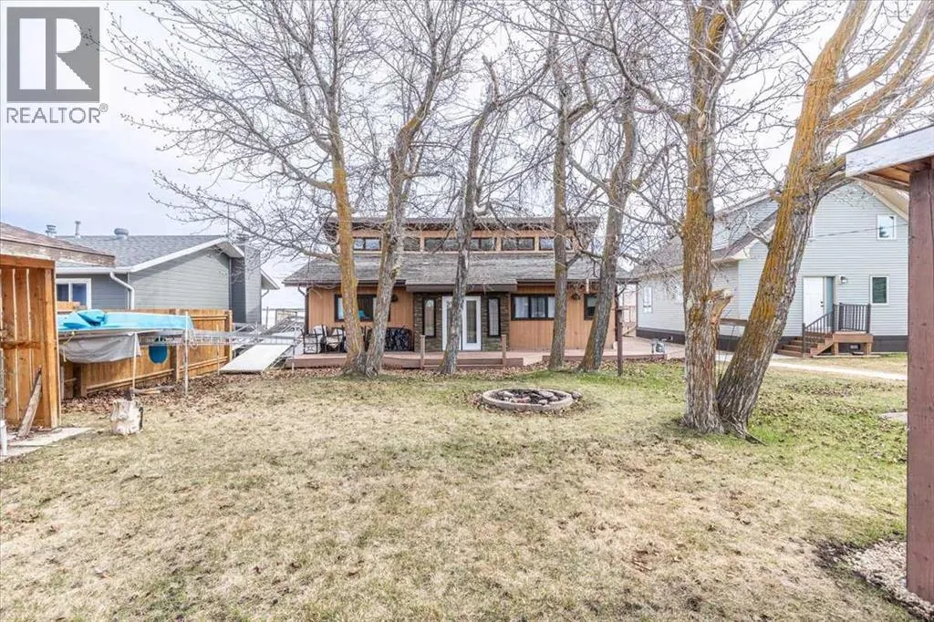 35 Lakeshore Drive