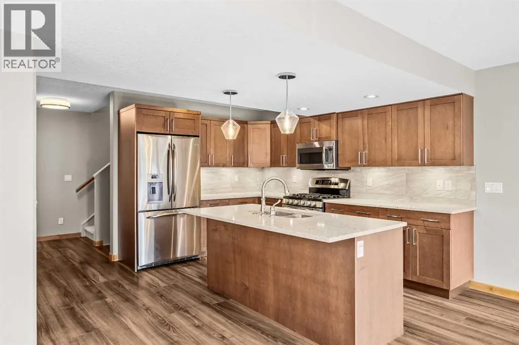 4, 813 7th Street