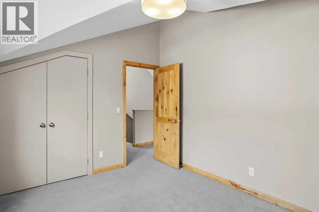 4, 813 7th Street