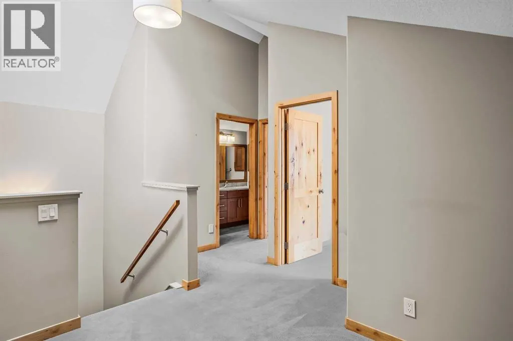 4, 813 7th Street