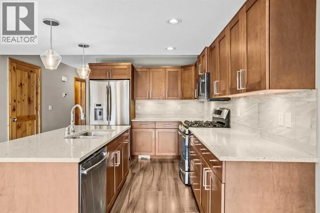 4, 813 7th Street