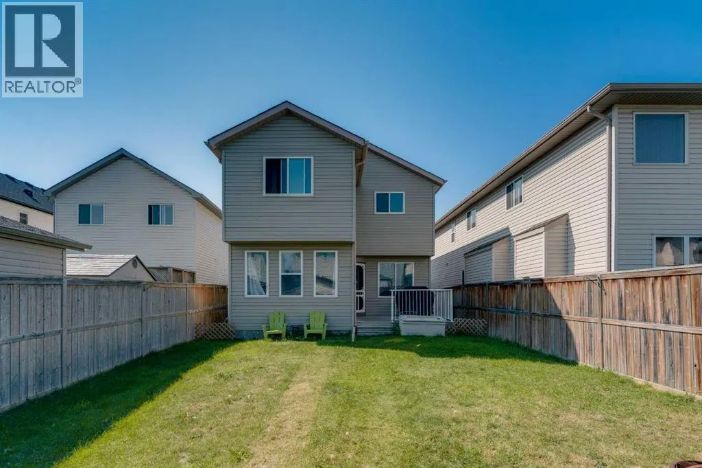 100 Covecreek Close NE