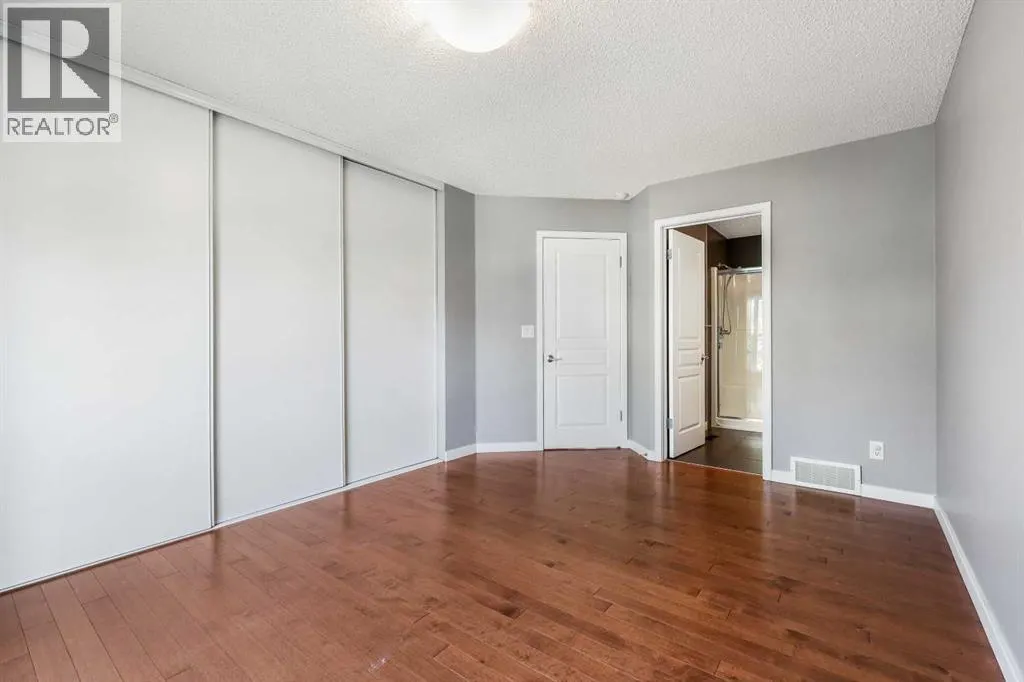 95 New Brighton Landing SE