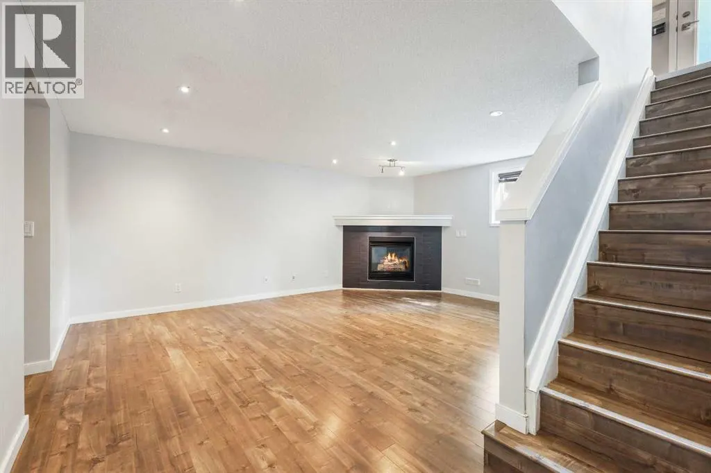 95 New Brighton Landing SE