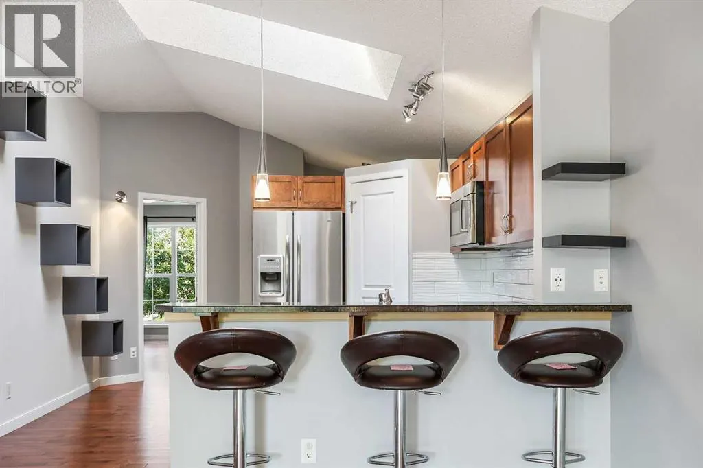 95 New Brighton Landing SE