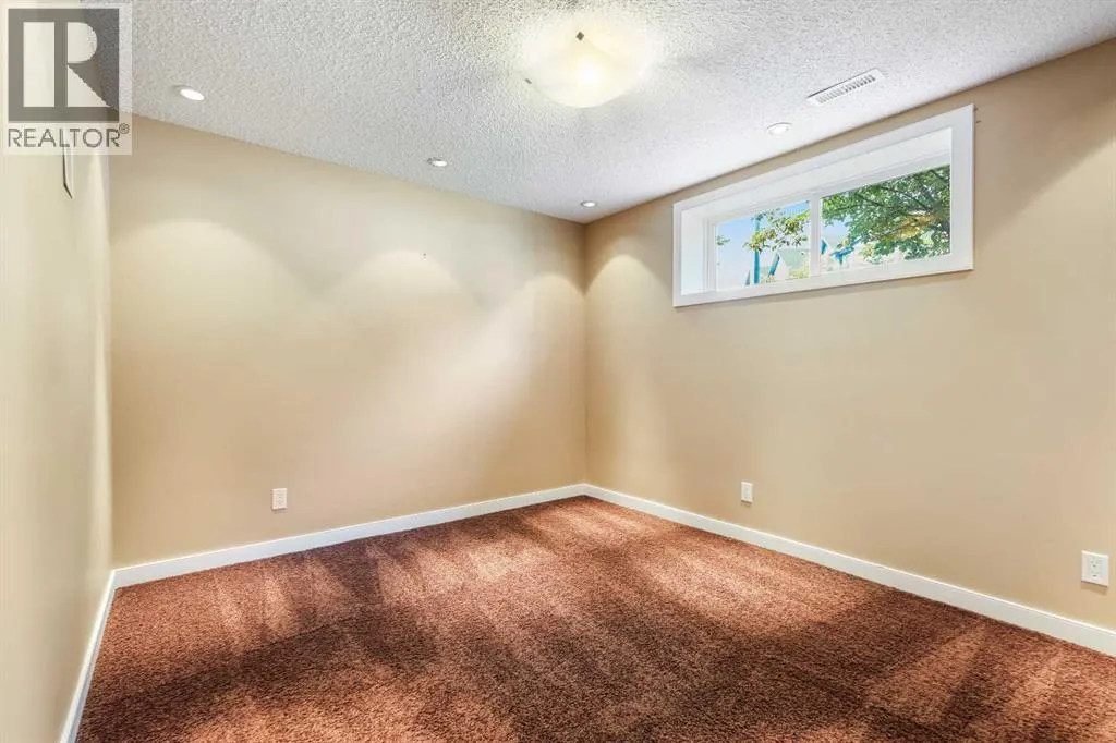 95 New Brighton Landing SE