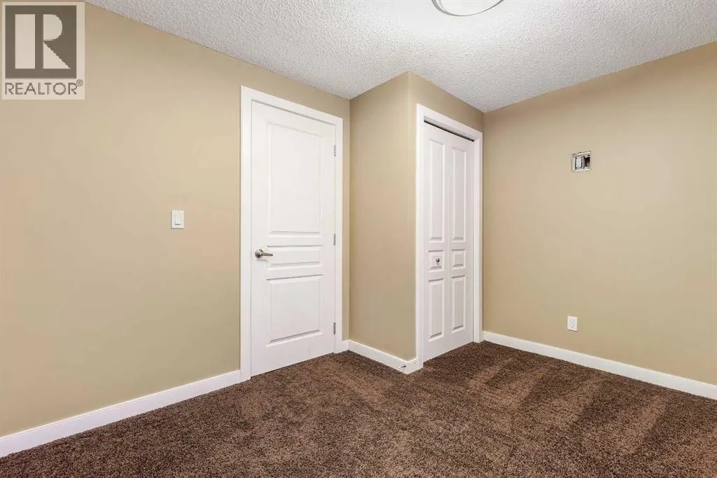95 New Brighton Landing SE
