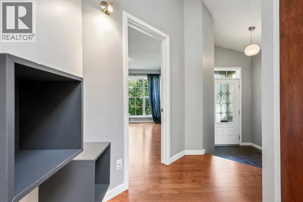 95 New Brighton Landing SE