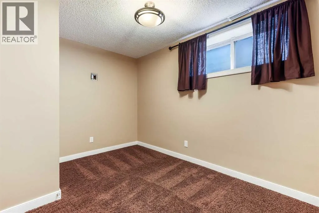 95 New Brighton Landing SE