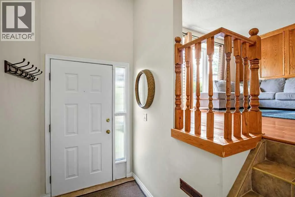 15 Riverbirch Place SE