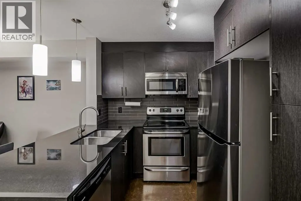 4218, 240 Skyview Ranch Road NE