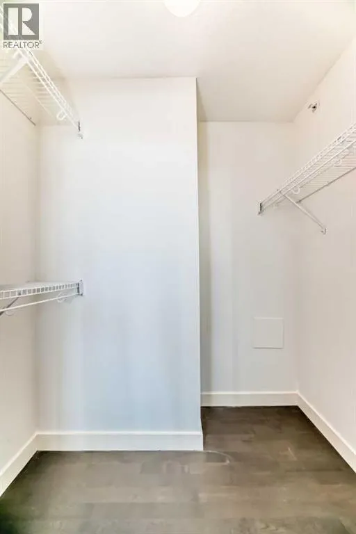 2307, 175 Silverado Boulevard SW