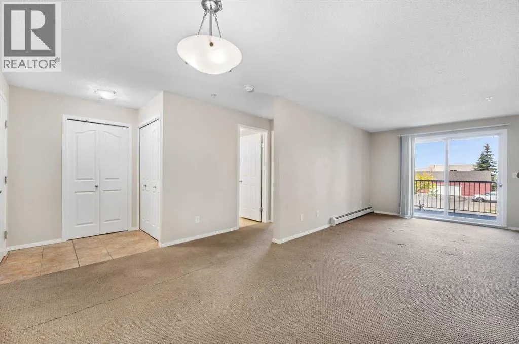 2207, 10 Prestwick Bay SE
