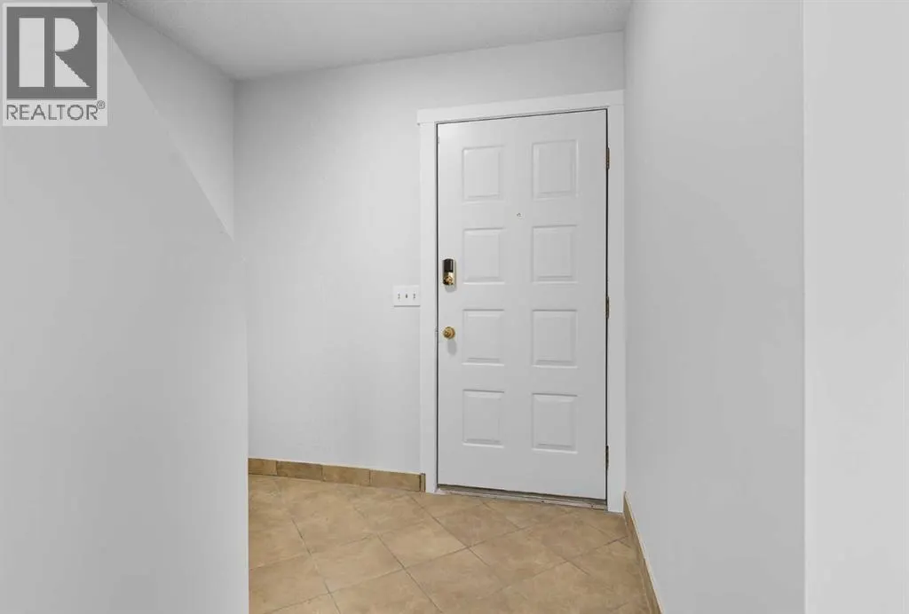 24 Castlebrook Rise NE