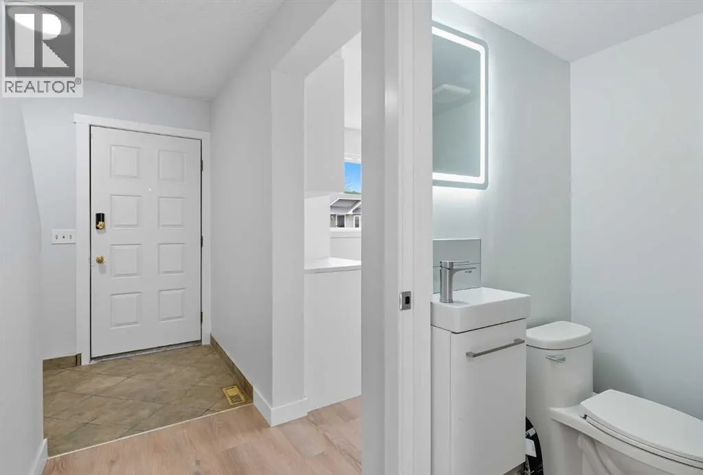 24 Castlebrook Rise NE