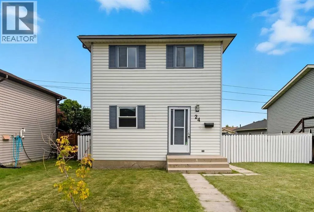 24 Castlebrook Rise NE
