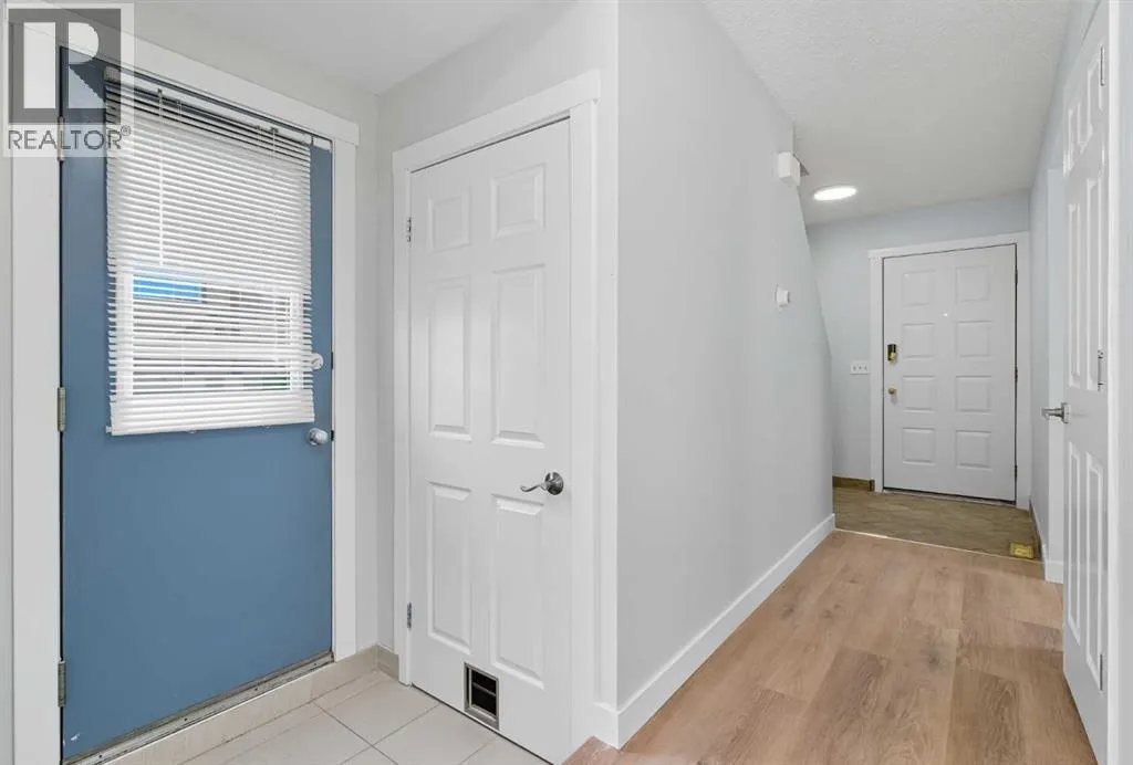 24 Castlebrook Rise NE
