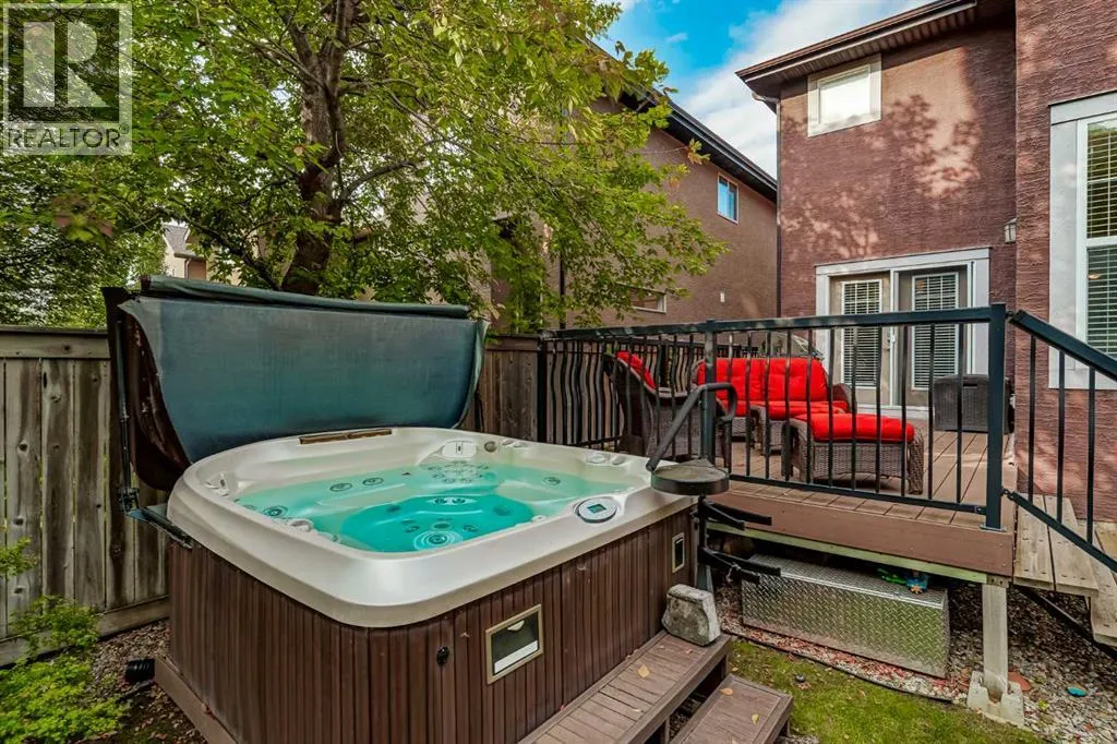477 Tuscany Ravine Road NW