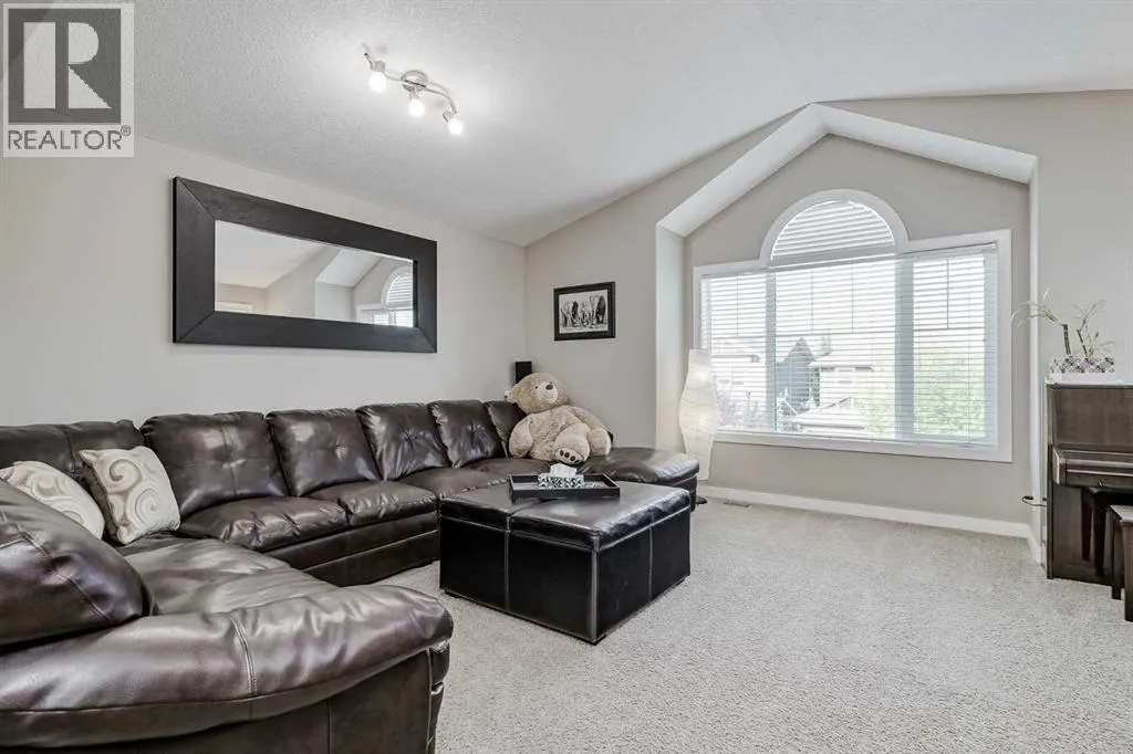 477 Tuscany Ravine Road NW