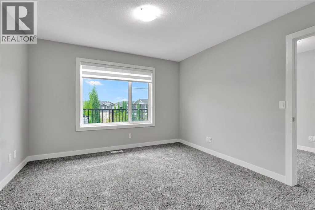 123 Crestbrook Way SW