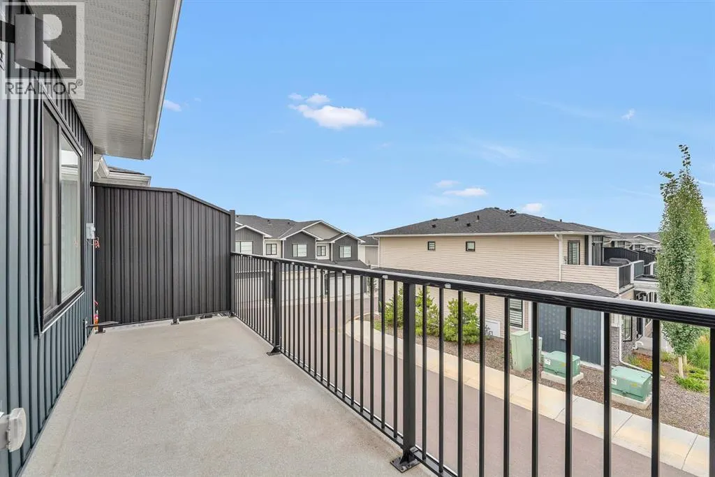 123 Crestbrook Way SW