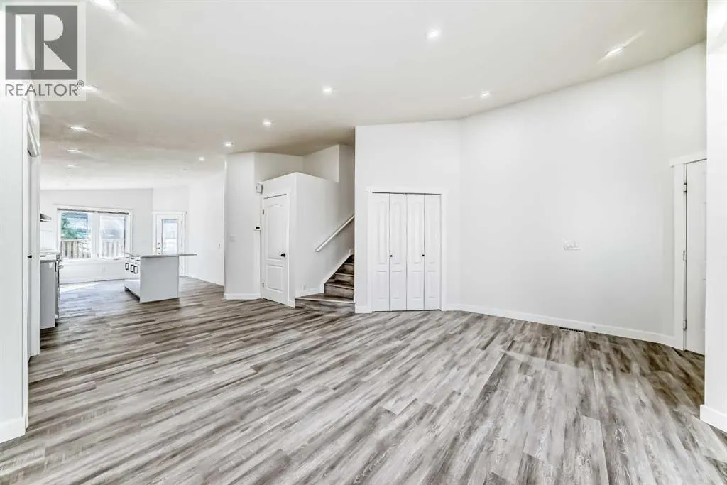 96 Douglas Ridge Close SE
