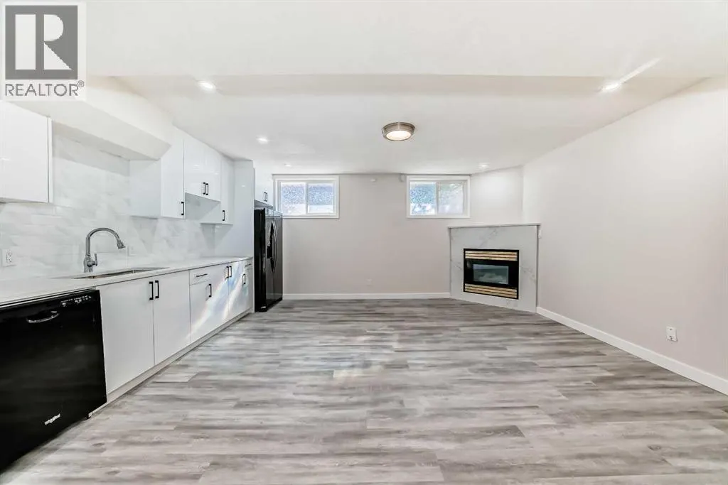 96 Douglas Ridge Close SE