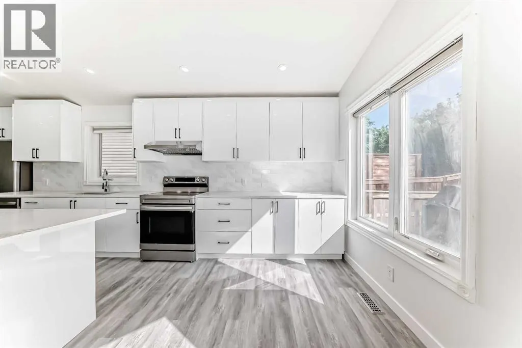 96 Douglas Ridge Close SE