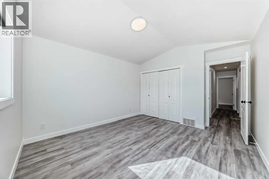 96 Douglas Ridge Close SE