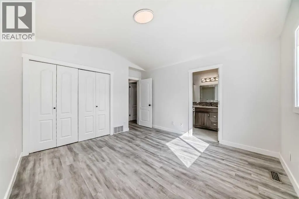 96 Douglas Ridge Close SE