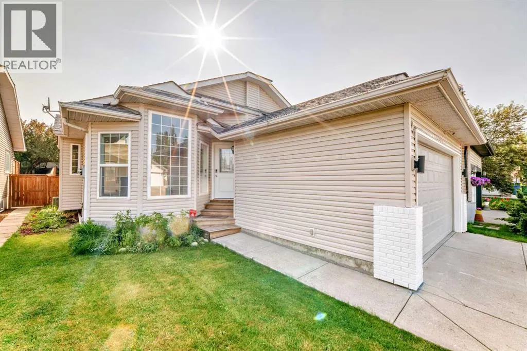 96 Douglas Ridge Close SE