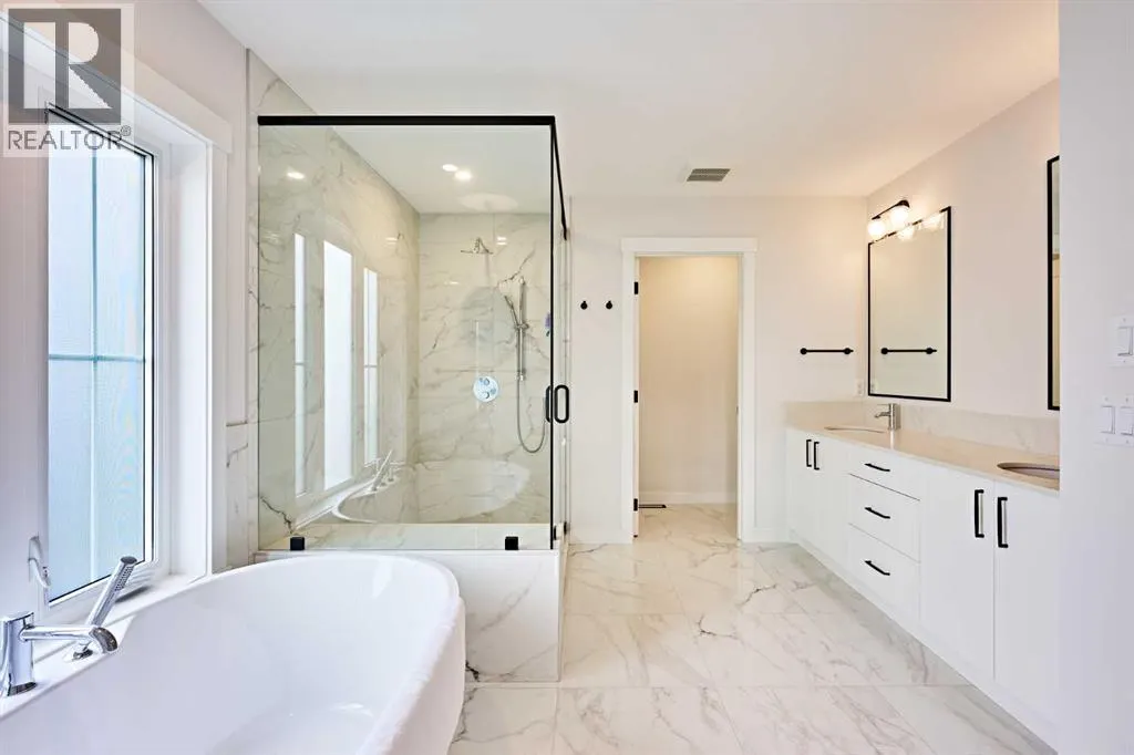 468 Discovery Place SW
