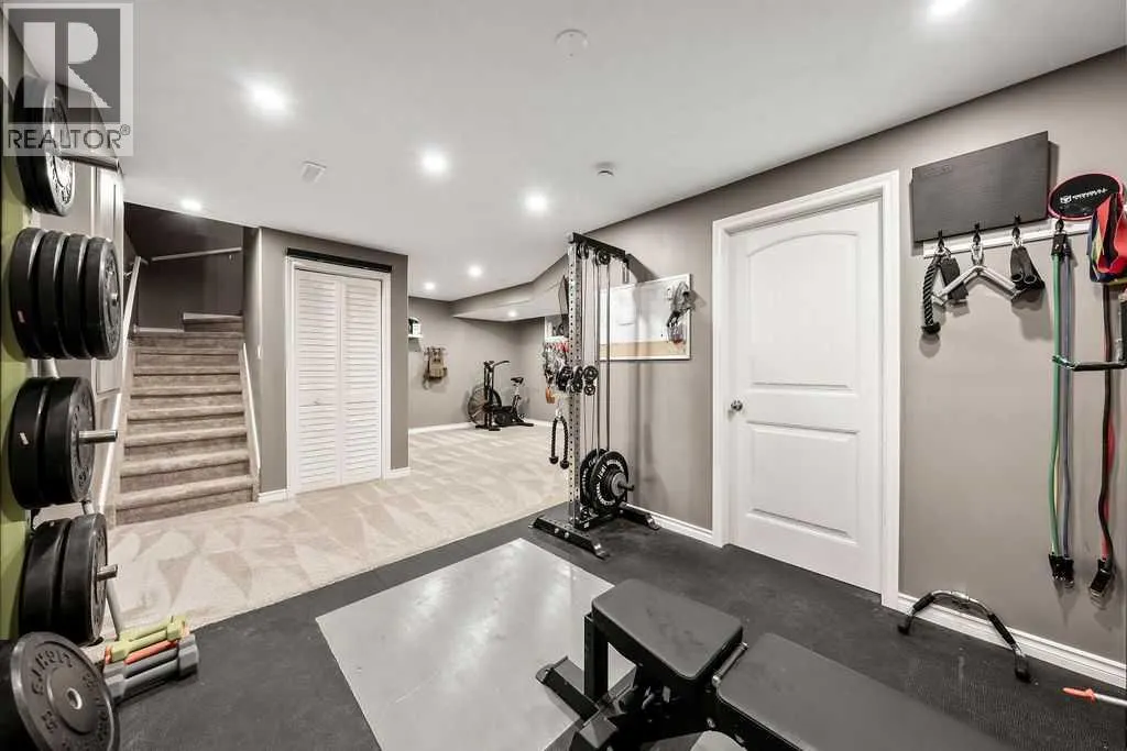 301 tuscany Drive NW