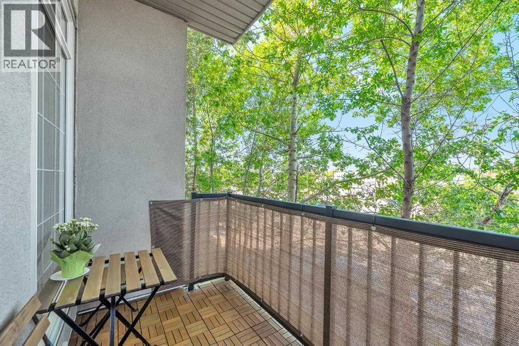 220, 15304 Bannister Road SE