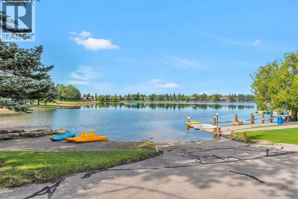 220, 15304 Bannister Road SE