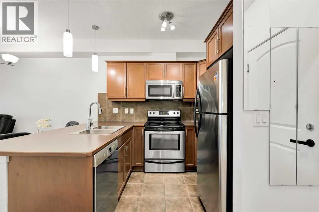 220, 15304 Bannister Road SE
