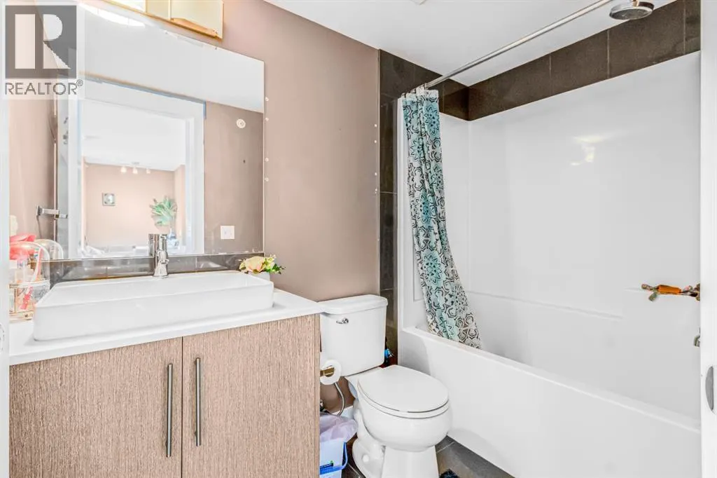 5404, 302 Skyview Ranch Drive NE