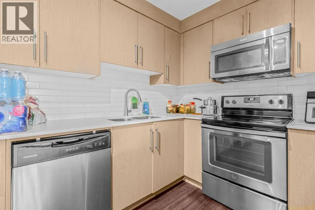 5404, 302 Skyview Ranch Drive NE