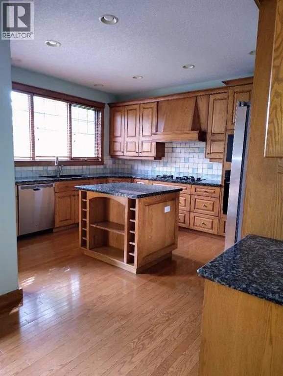 85 Tusslewood Heights NW