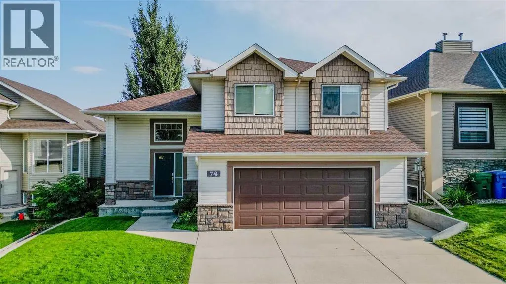 74 Rivermont Crescent W