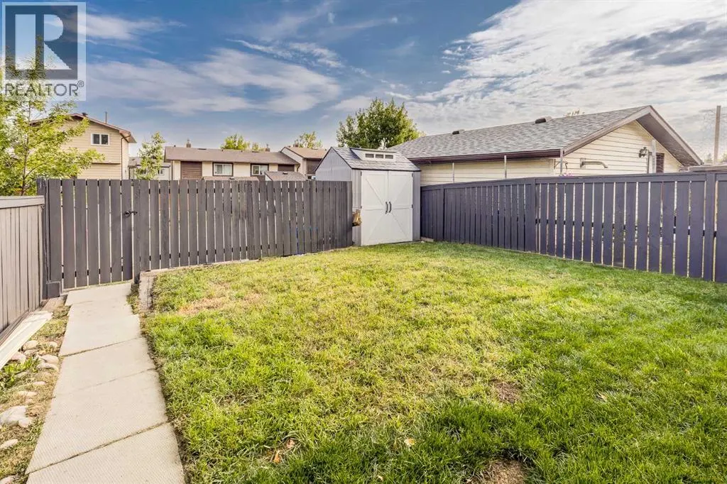 1028 Berkley Drive NW