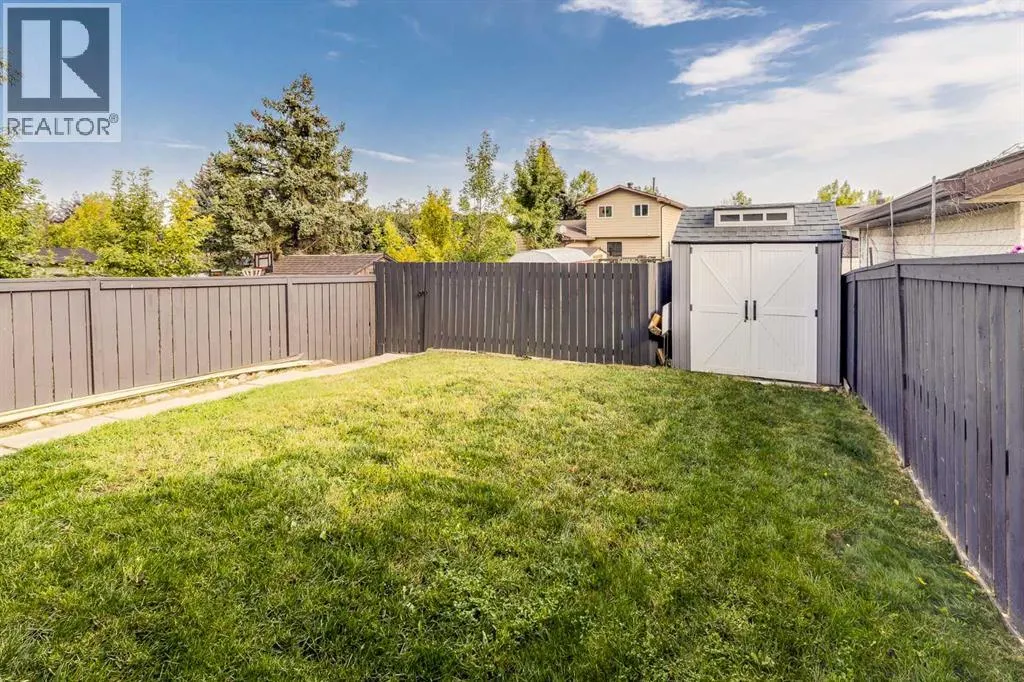 1028 Berkley Drive NW